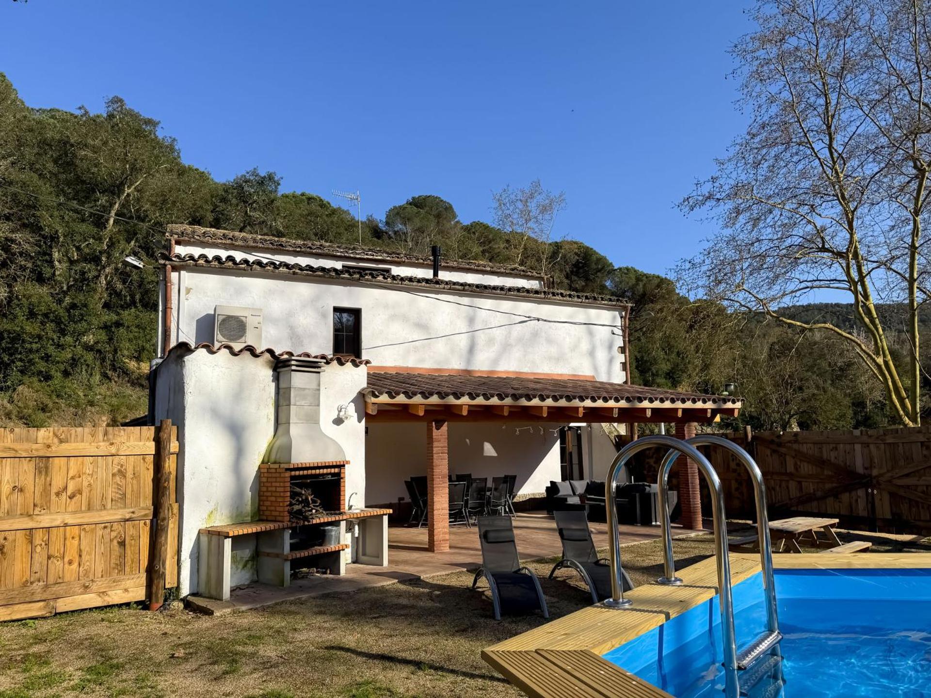 Casa Rural Can Ricos - El Mirador Del Montseny Vallgorguina Exterior photo